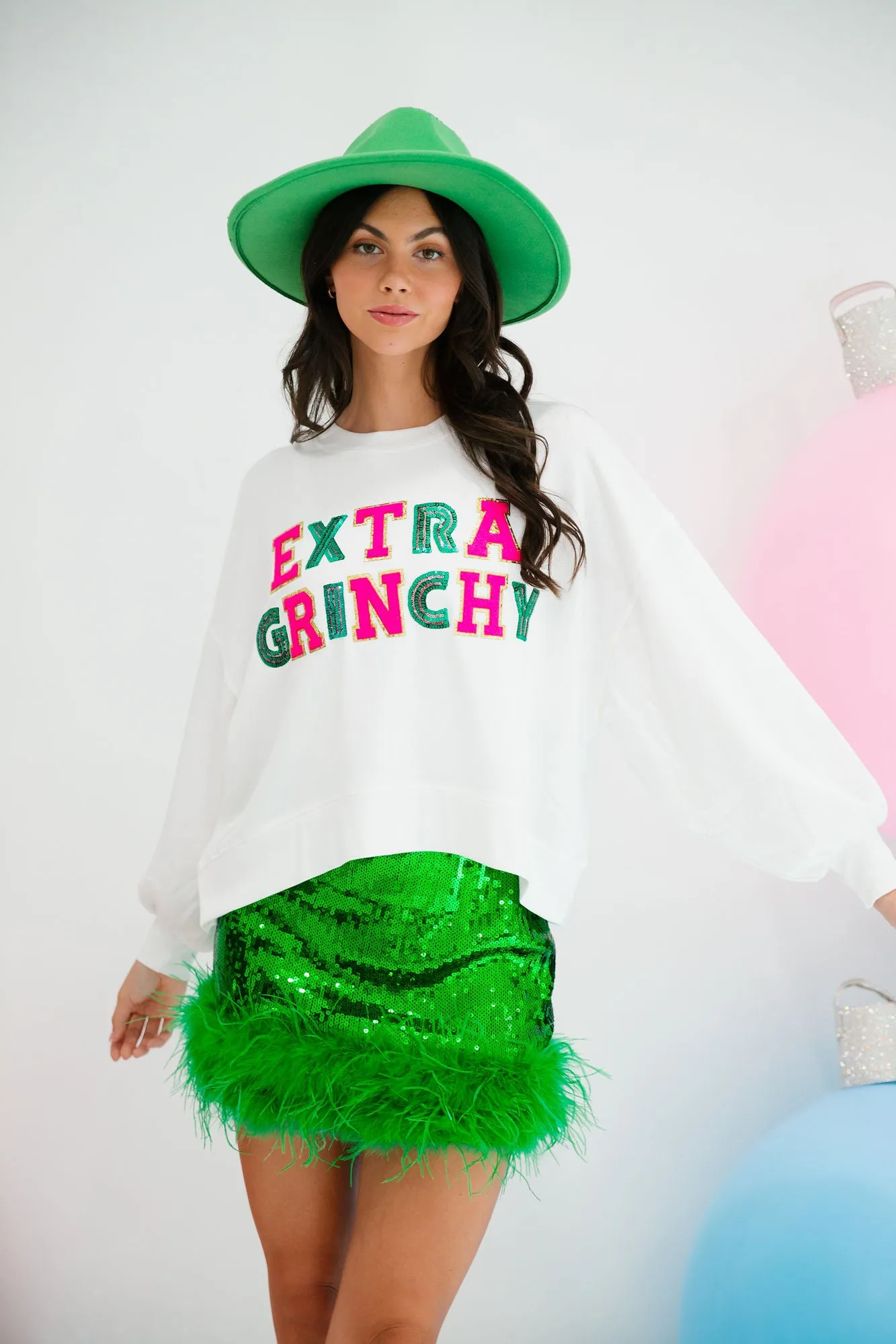 EXTRA GRINCHY WHITE PULLOVER