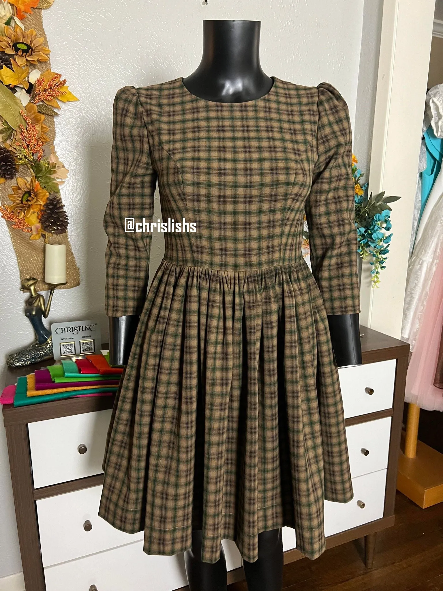 Kelly dress in Tarran