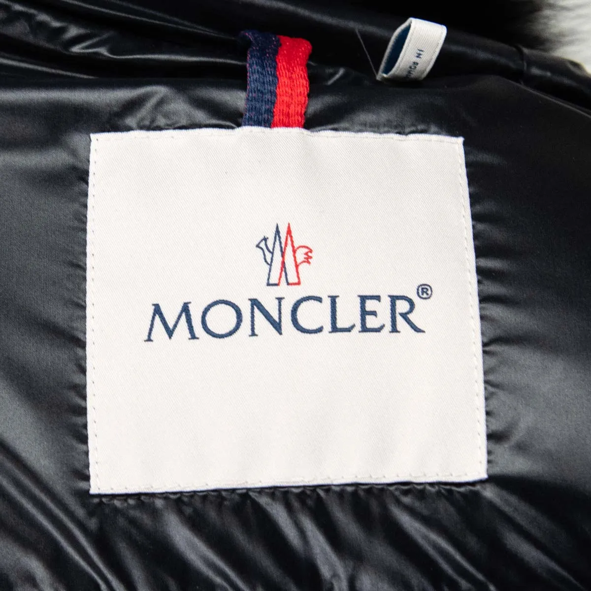 Moncler Black Quilted Serifur Fur Trim Hooded Down Parka Size S | 1